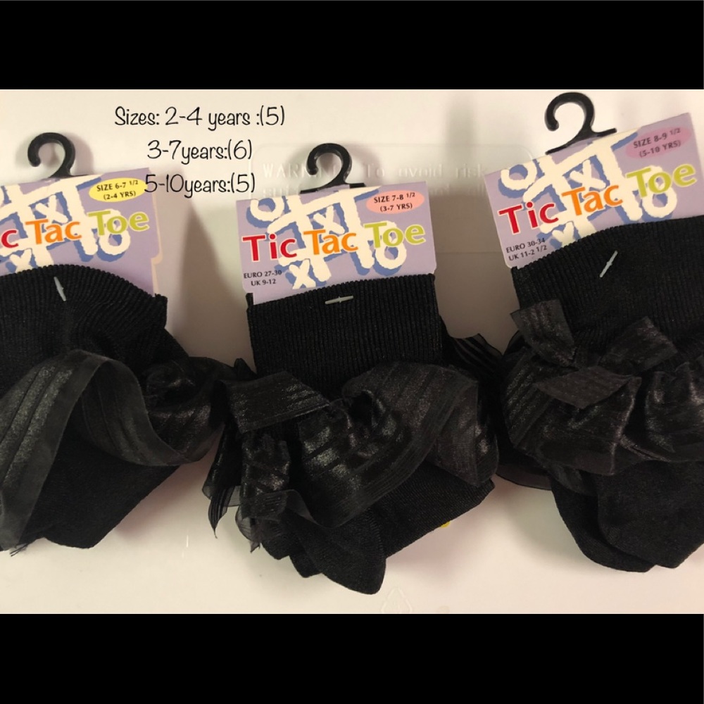 Black Ruffled Dress Socks